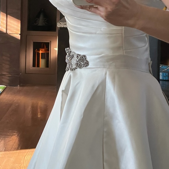 New Allure bridal engagement wedding skirt - Picture 2 of 14